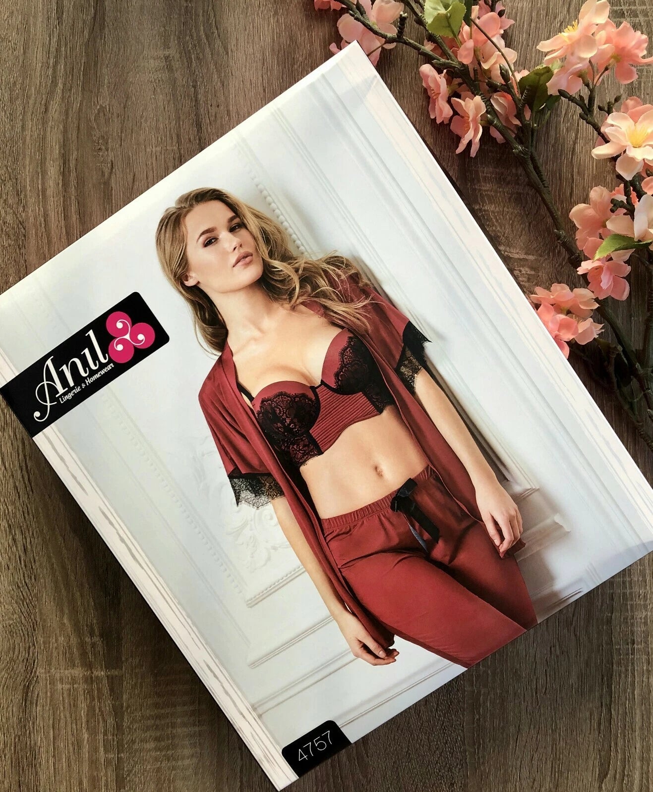 Women Pajamas Set Bustier Set+Robe 3 pieces Push-up XL size