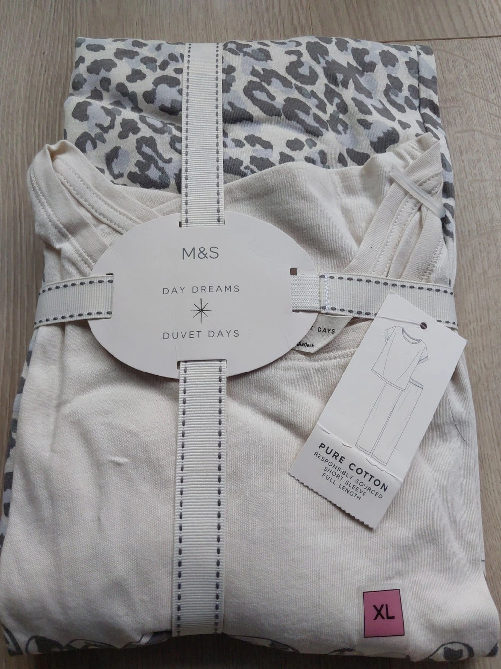 M&S Ladies Pyjama Set Size 20-22 Long Leg, Short Sleeve New