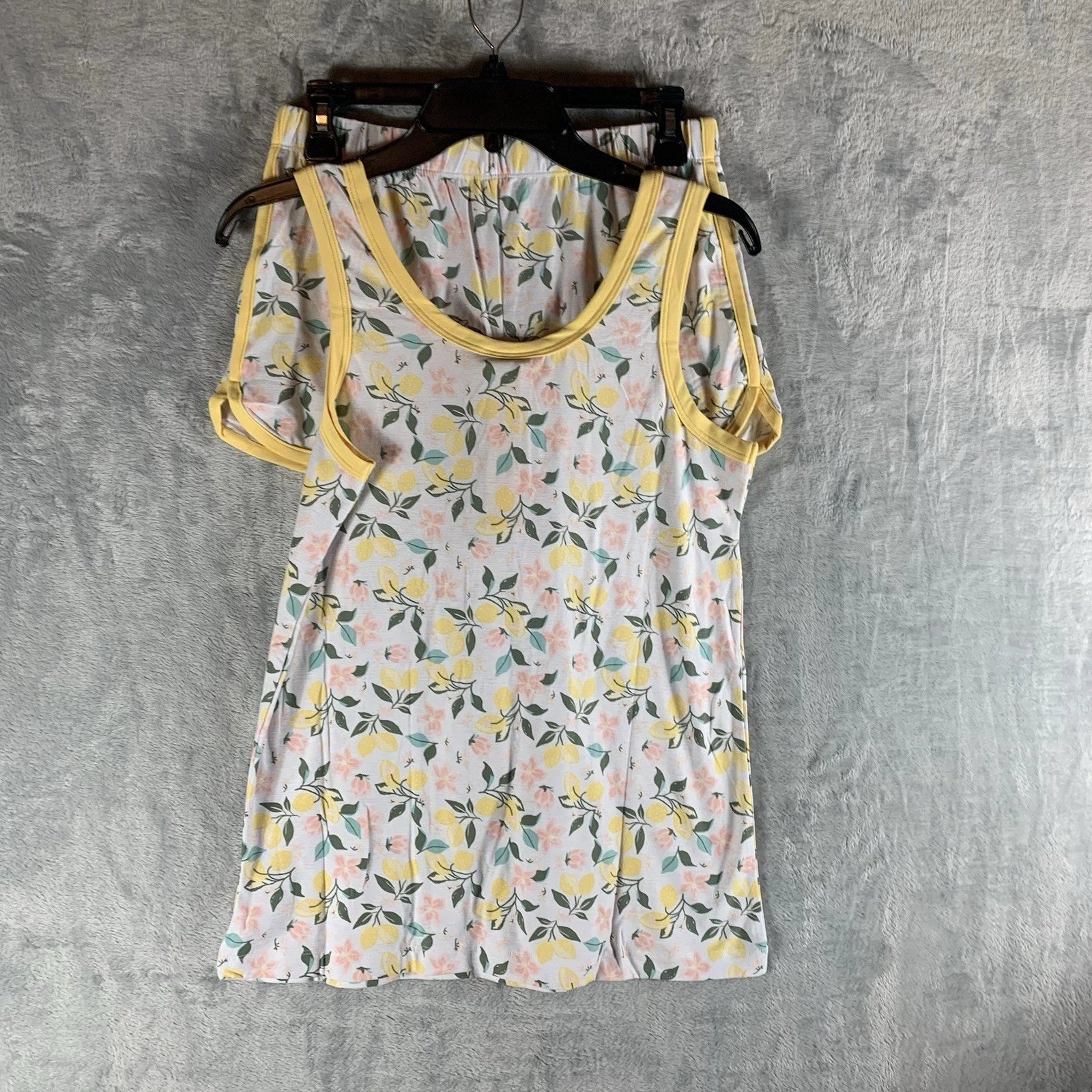 Roudelain Women's Pajamas Set S Tank Top Shorts Lemon Floral Soft Henley PJs NWT