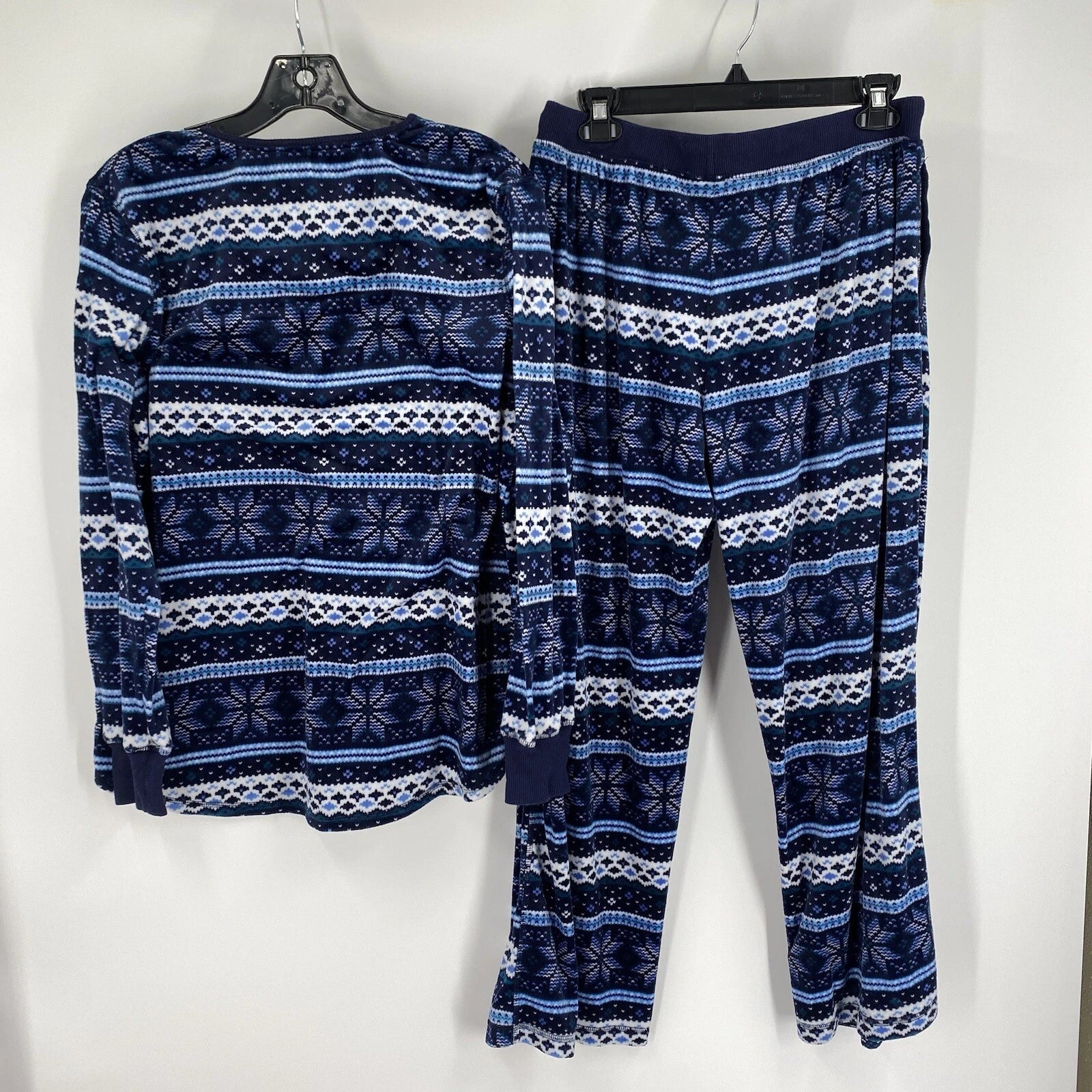 Nautica Women’s Long Sleeve Fleece Pajama Set size M Blue￼