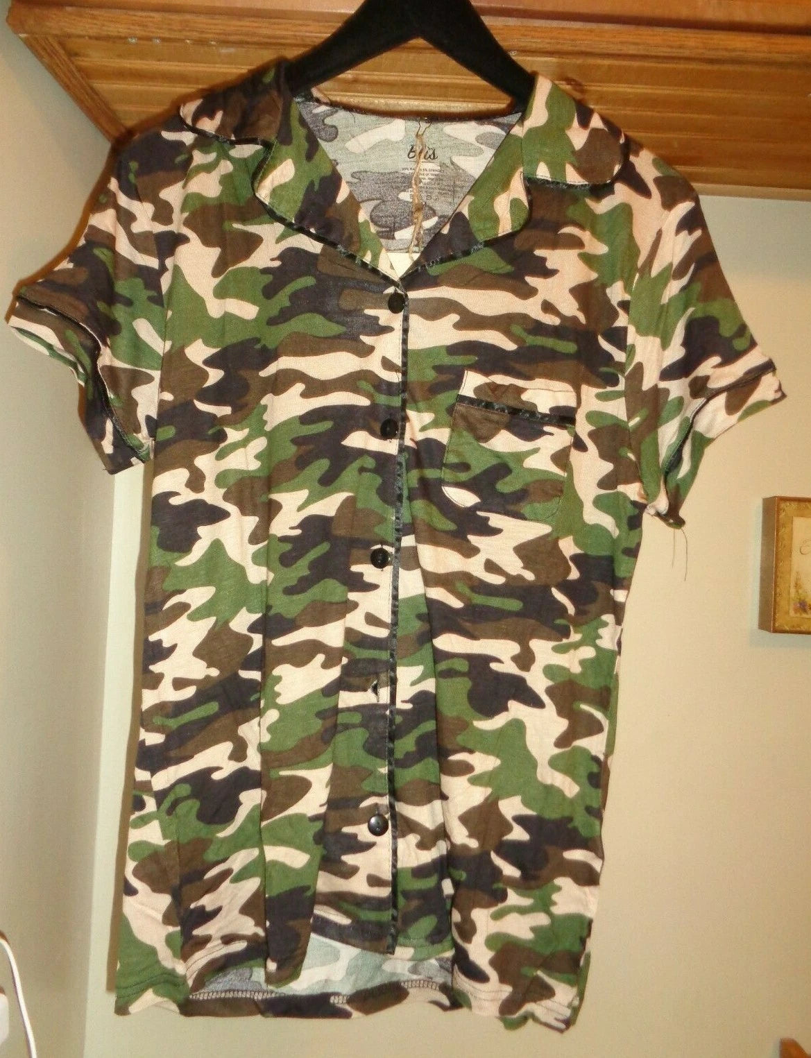 BLIS  GREEN /MULTI CAMOUFLAGE JERSEY   SHORT/SHIRT  PAJAMA  SET NWT SZ M