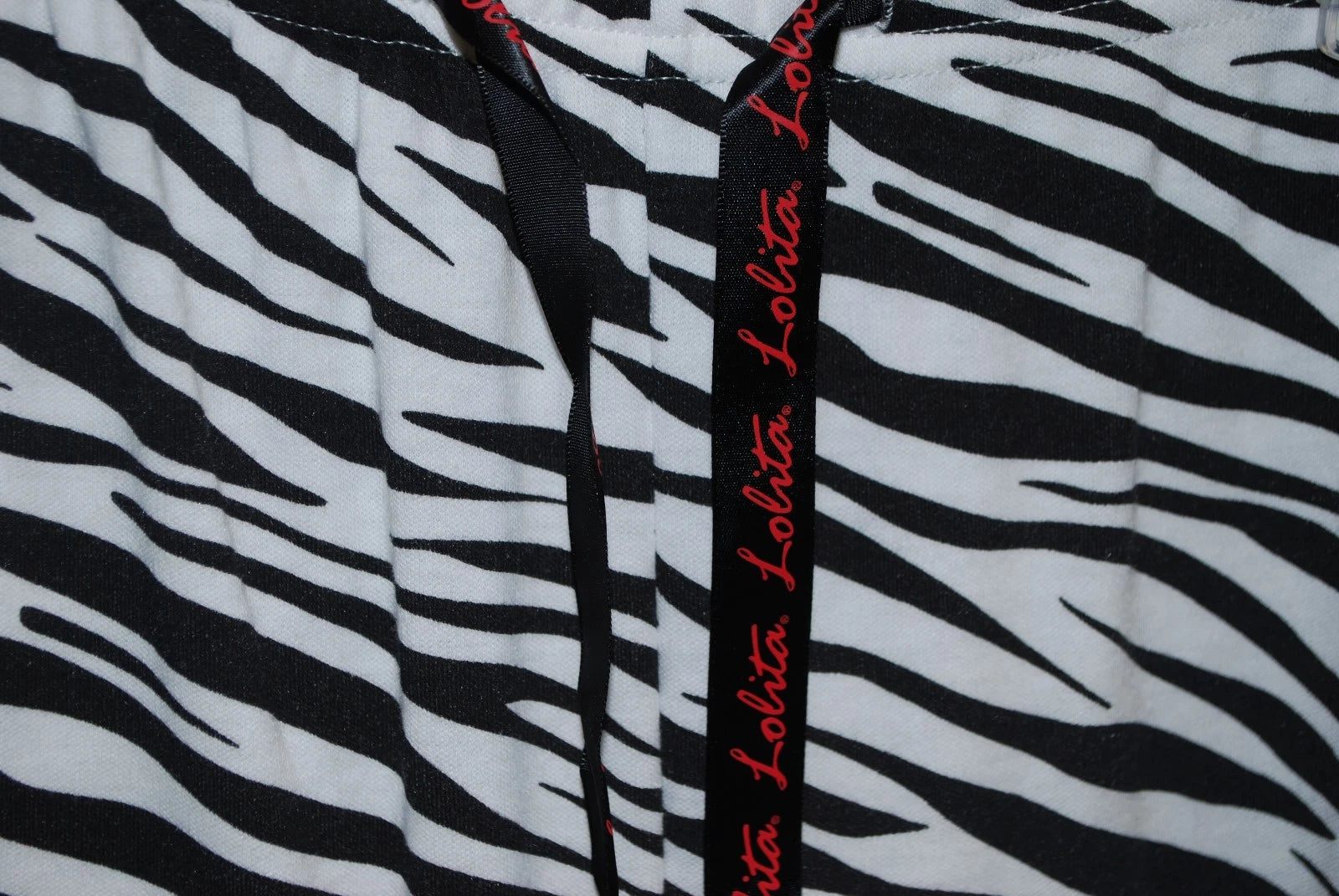 NWT LOLITA COLLECTION PAJAMA SET CHARM BAG BLACK ZEBRA WHATS YOUR MOMENT LARGE