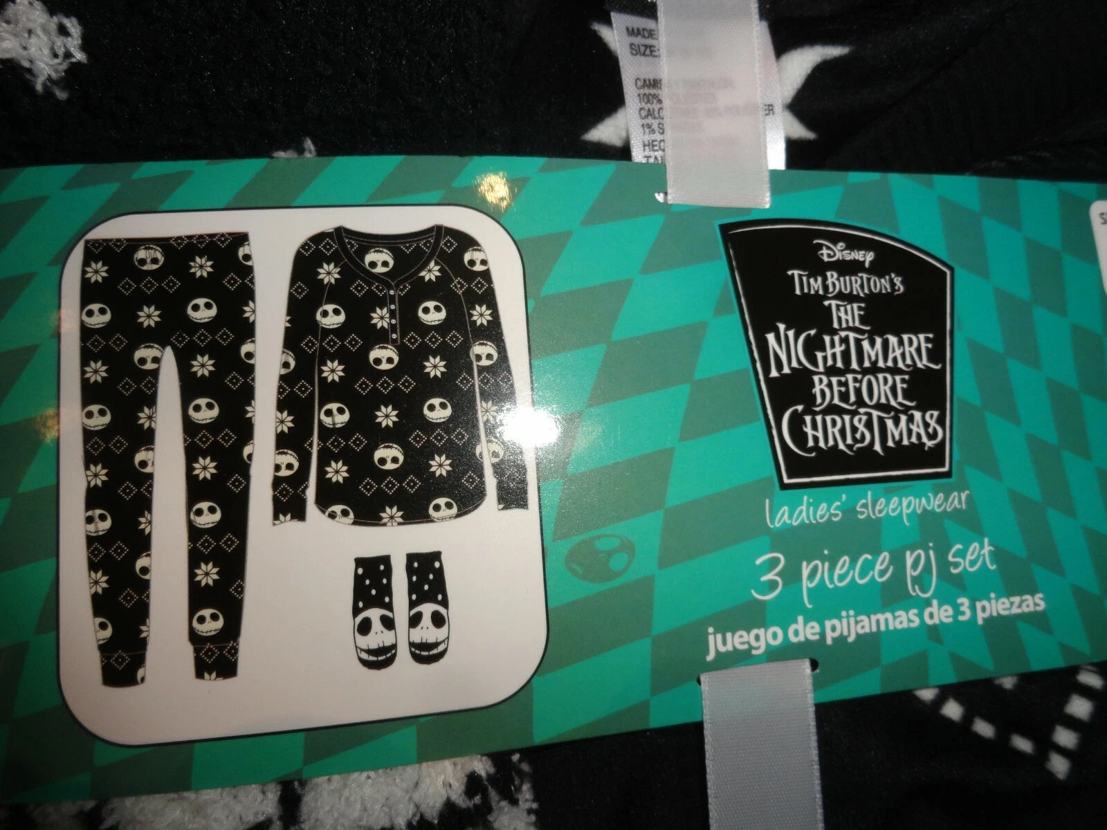 Disney Nightmare Before Christmas 3pc Pajama Set Pants/Shirt/Socks M NWT