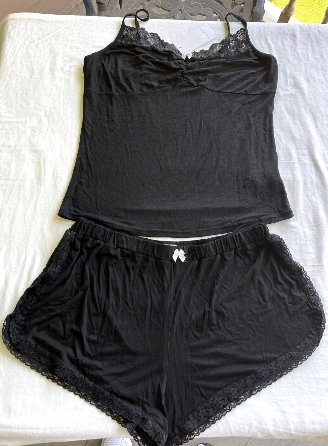 Elouaer Women's 2 pc. Black Pajama Set W/White Bow & Lace Top Sz. L