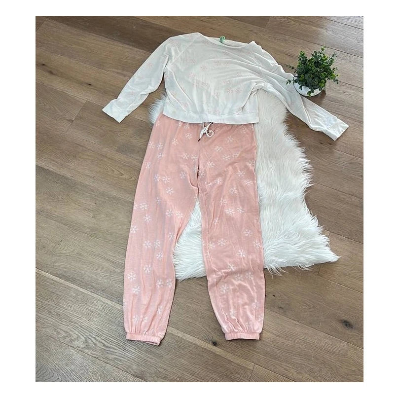 Honeydew Intimates Pajama Set Pink and white snowflakes size Small