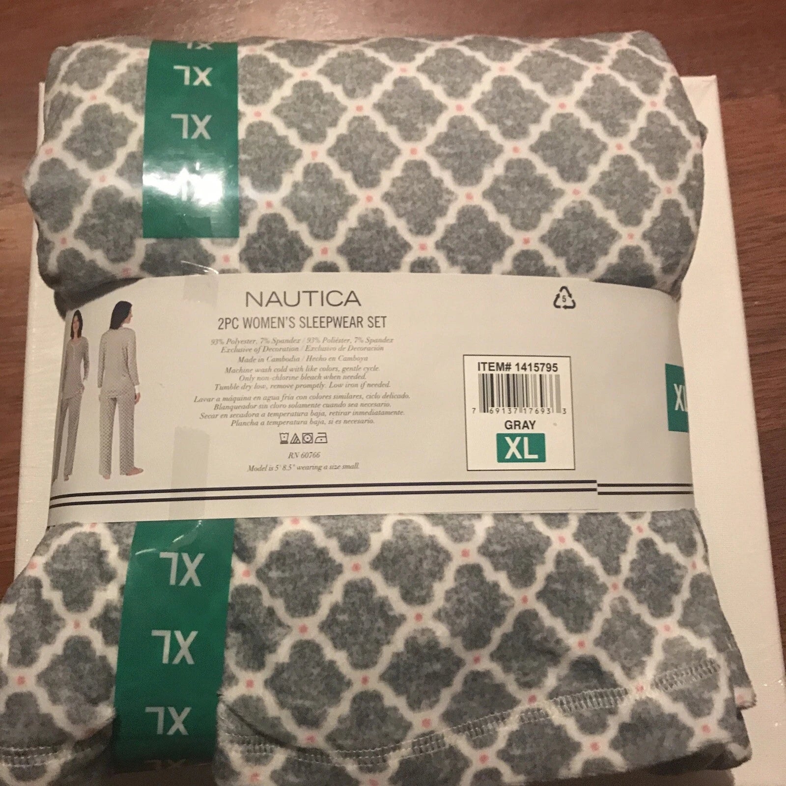 NEW! Nautica 2 pc Women's Sleepwear Set XL Super Soft! Gray & White