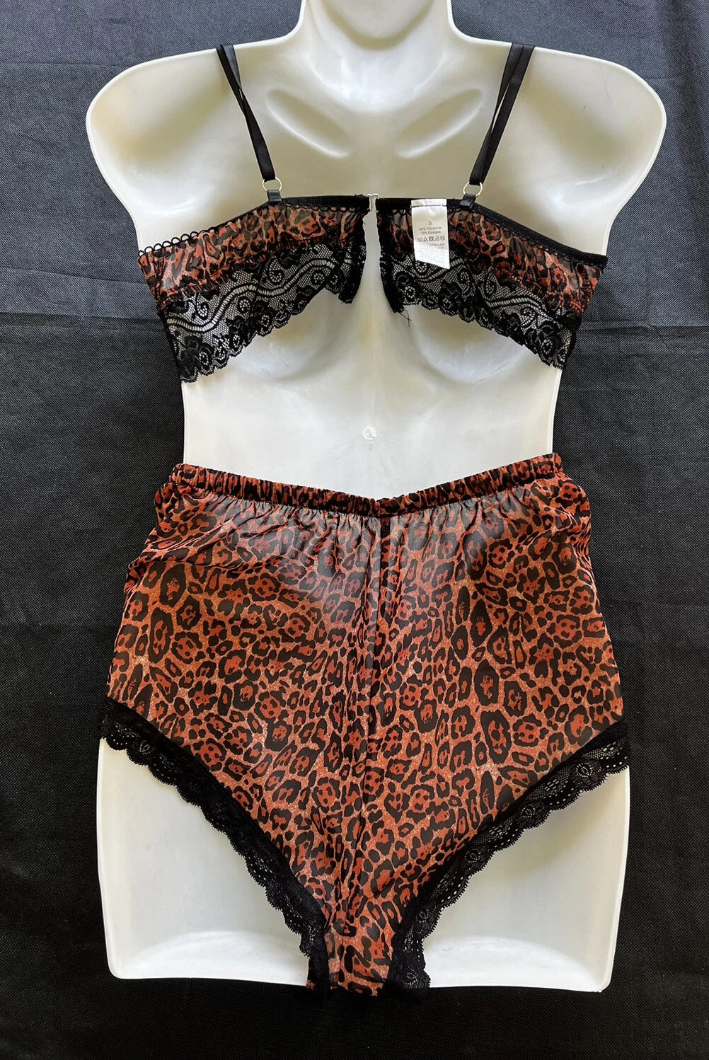 Very sexy Sleep & Lounge Set Womens Sleepwear Cami/Short 2-Piece/ Small SIze