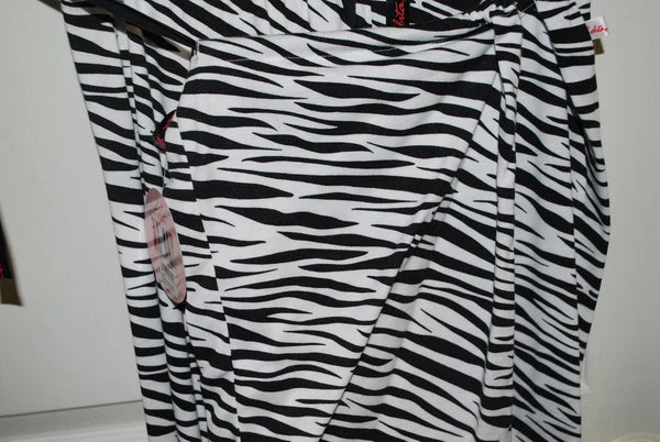 NWT LOLITA COLLECTION PAJAMA SET CHARM BAG BLACK ZEBRA WHATS YOUR MOMENT LARGE